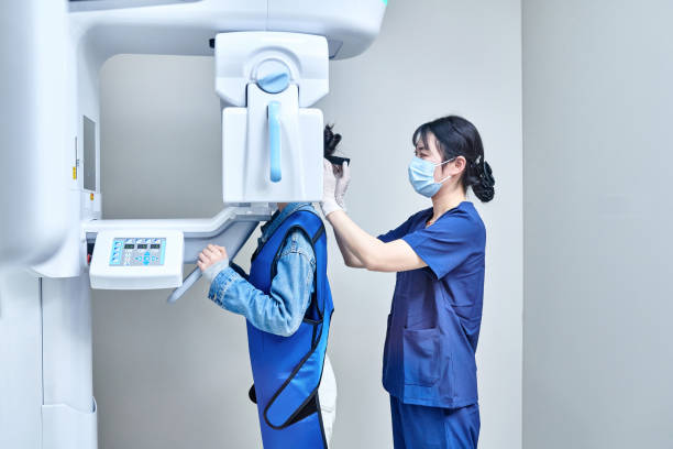 Best Broken or Cracked Tooth Emergency Dentist in Alice, TX